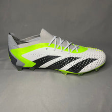 Load image into Gallery viewer, Adidas Predator.1  FG
