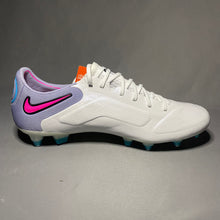 Load image into Gallery viewer, Nike Tiempo 9 SG Anti Clog
